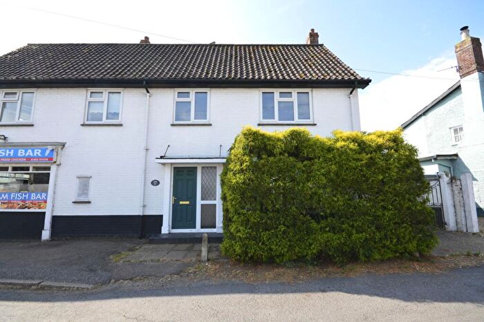 4 Bedroom Semi Detached House To Rent In Hingham, NR9