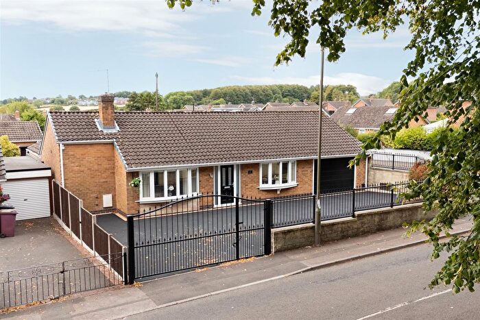 3 Bedroom Detached Bungalow For Sale In Cemetery Road, Danesmoor, Chesterfield, S45