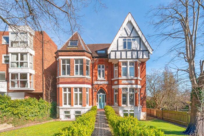 1 Bedroom Flat For Sale In Auckland Road, Crystal Palace, London, SE19