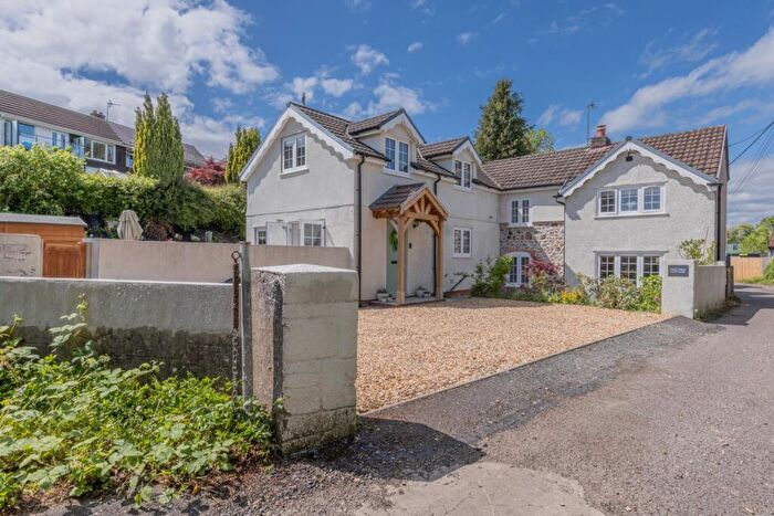 4 Bedroom Detached House For Sale In Yew Tree Lane, Caerleon, NP18