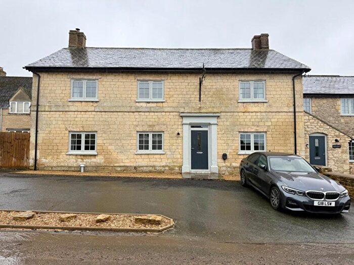 4 Bedroom House To Rent In The Lodge, Horton Cum Studley, OX33