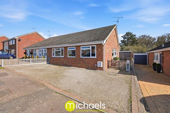 3 Bedroom Semi-Detached Bungalow For Sale In Bracken Way, Abberton, Colchester, CO5