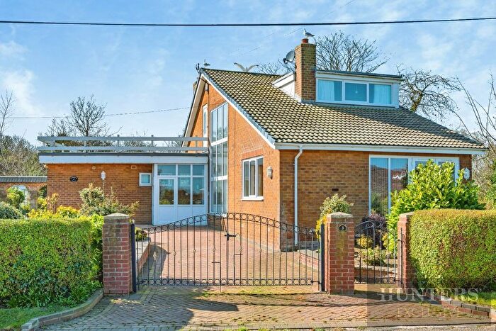 4 Bedroom Detached House For Sale In Southcliffe Drive, Primrose Valley, Filey, YO14