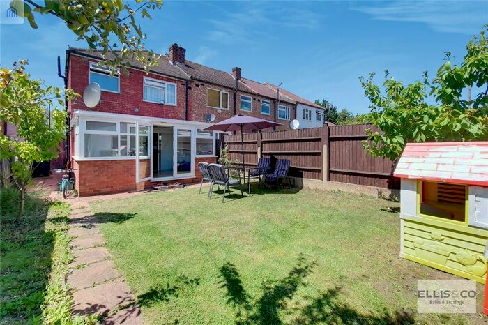 3 Bedroom End Of Terrace House To Rent In Hodder Drive, Perivale, Greenford, UB6
