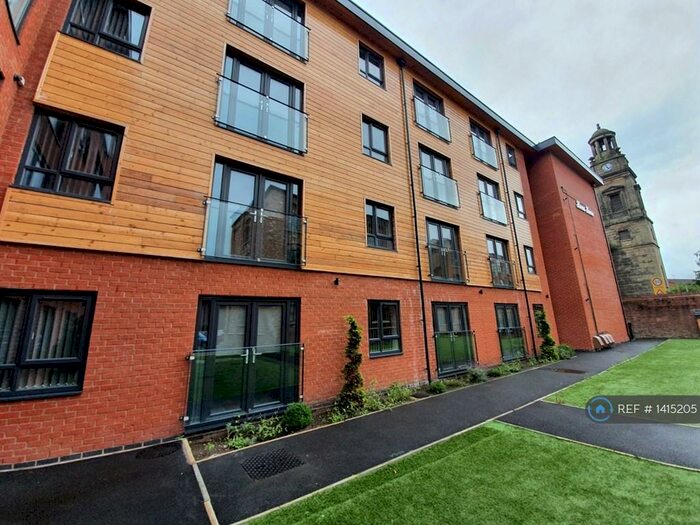 2 Bedroom Flat To Rent In Homa House, Stockport, SK1