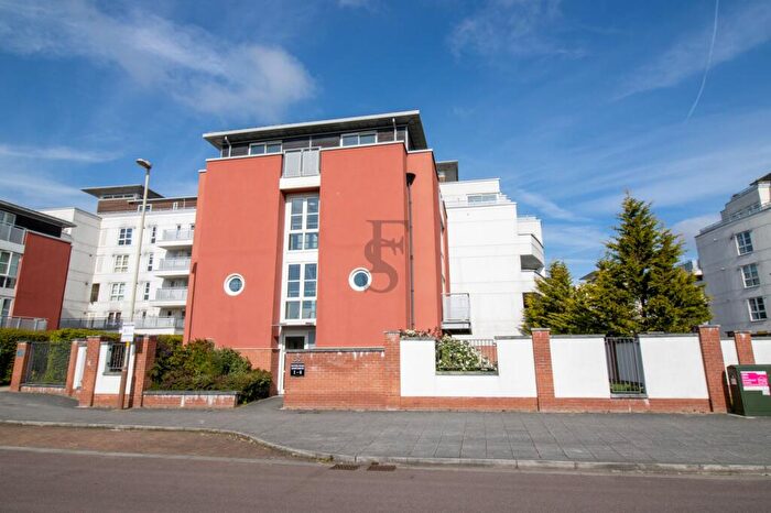 2 Bedroom Apartment For Sale In Watkin Road, Freemans Meadow, LE2
