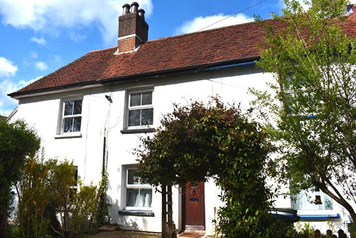 2 Bedroom Terraced House For Sale In Dibles Road, SO31