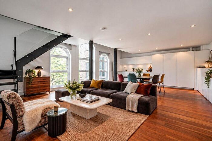 1 Bedroom Flat For Sale In Rectory Square, Stepney, E1