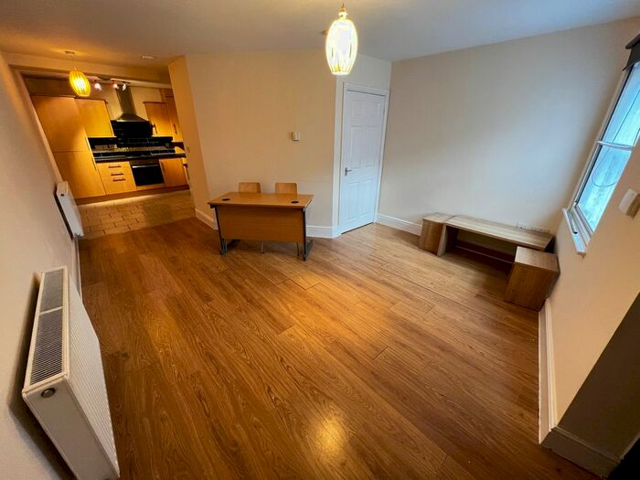 1 Bedroom Flat To Rent In Whitmore Street, City Centre, Wolverhampton, WV1