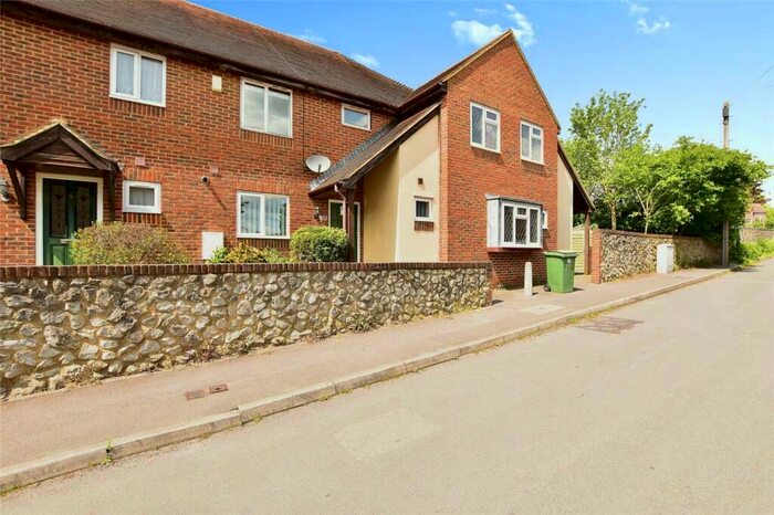 3 Bedroom End Of Terrace House To Rent In Park Villas, Weavering, ME14