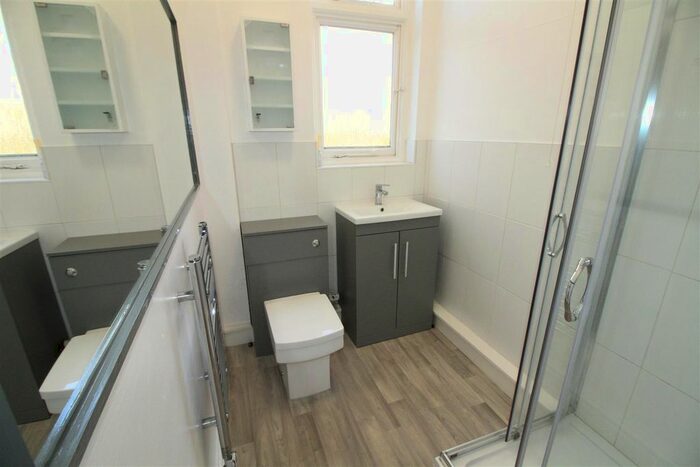 1 Bedroom Flat To Rent In Clumber Crescent South, The Park, Nottingham, NG7