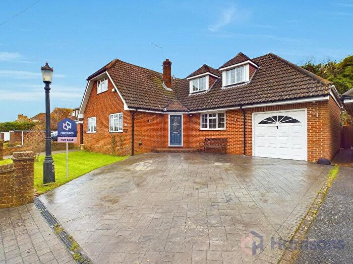 4 Bedroom Detached Bungalow For Sale In Highsted Valley, Rodmersham, Sittingbourne, Kent, ME9