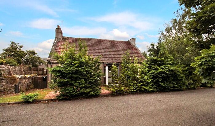 3 Bedroom Cottage For Sale In Gowkhall Dairy, Gowkhall, By Dunfermline, KY12