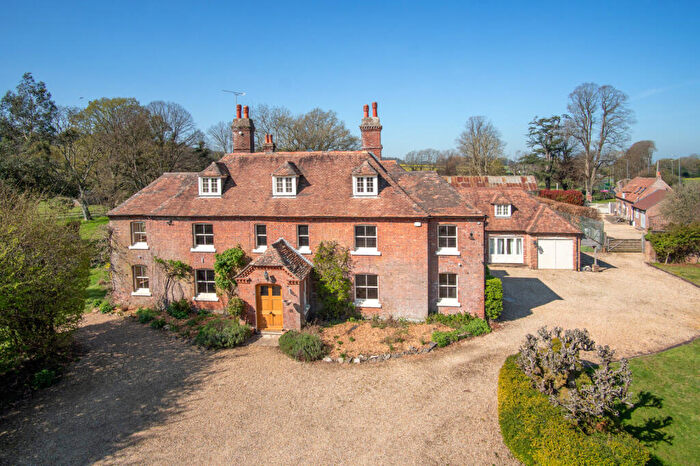 7 Bedroom Farm House To Rent In Dorchester Road, BH21