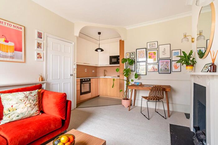 1 Bedroom Apartment For Sale In Richmond Road, Brighton, BN2