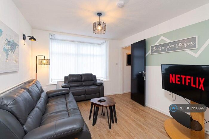 3 Bedroom Semi-Detached House To Rent In King Street, Leamington Spa, CV32
