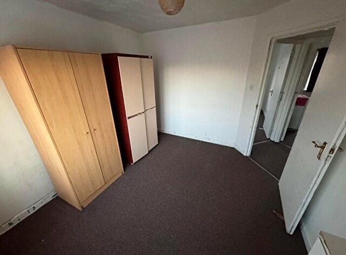 1 Bedroom Flat To Rent In Victoria Park Road, Smethwick, B66