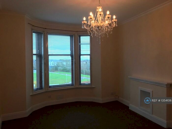 2 Bedroom Flat To Rent In Springburn Road, Glasgow, G21