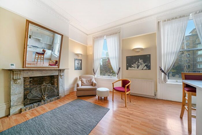 1 Bedroom Flat For Sale In Sutherland Avenue, London, W9