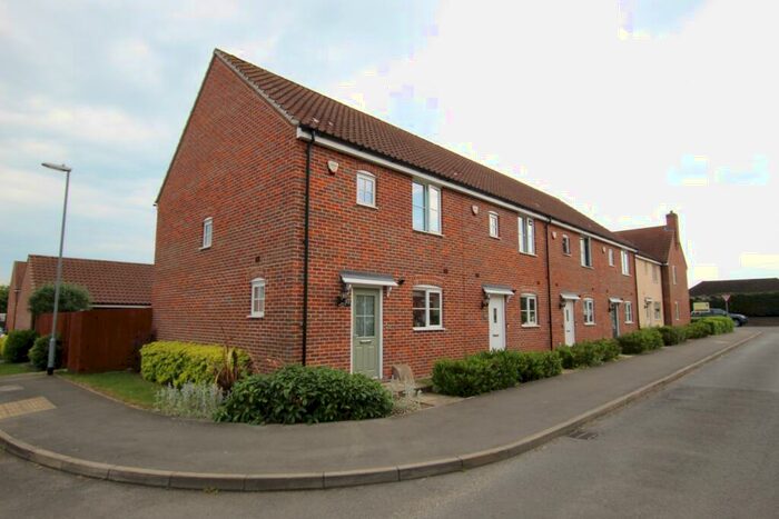 3 Bedroom Terraced House To Rent In Celandine View, Soham, CB7