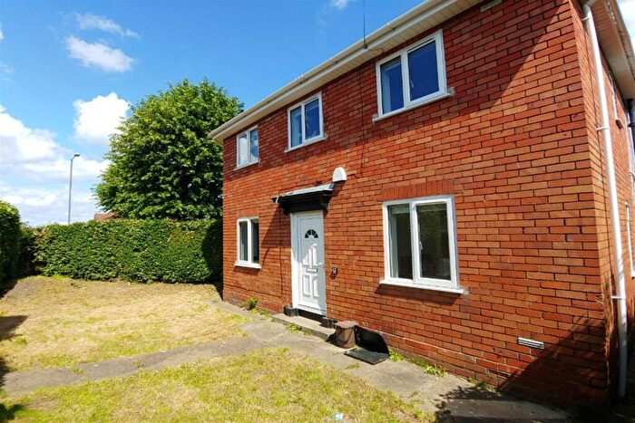 4 Bedroom Semi-Detached House To Rent In Bedroom Semi Detached House In Marshfield Road, Fishponds, BS16