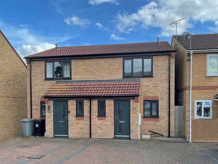 2 Bedroom Semi-Detached House To Rent In Drift Avenue, Stamford, PE9