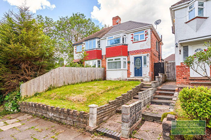 3 Bedroom Semi Detached House For Sale In Charlbury Crescent, Yardley, Birmingham, B26