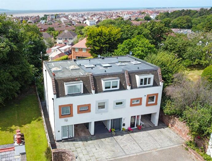 3 Bedroom Town House For Sale In Village Road, West Kirby, CH48