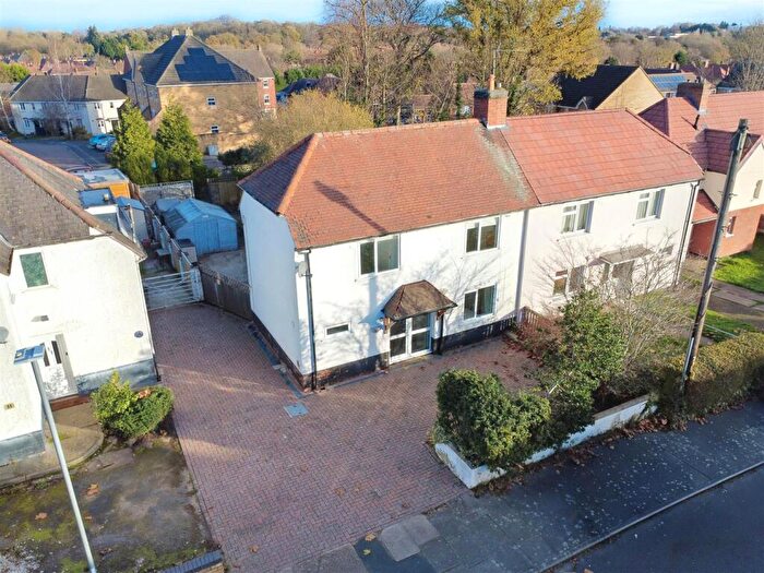 3 Bedroom Semi Detached House For Sale In Wallett Avenue, Beeston, Nottingham, NG9