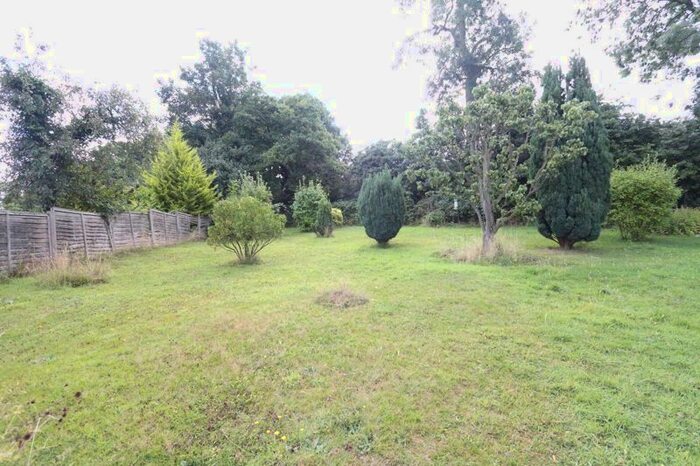 3 Bedroom Property To Rent In Tarnbank, Enfield, EN2