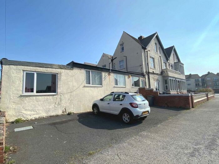 2 Bedroom Flat To Rent In Warbreck Drive, Blackpool, FY2