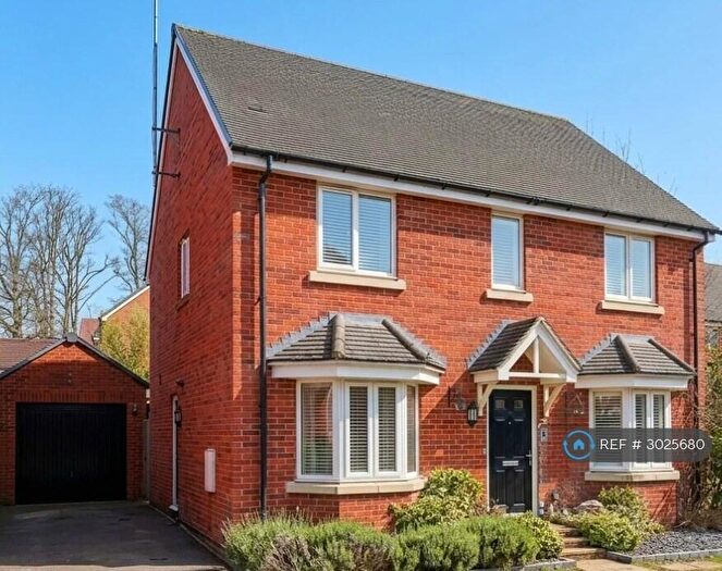 4 Bedroom Detached House To Rent In Linnet Avenue, Amersham, HP6