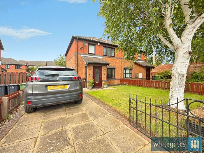3 Bedroom Semi Detached House For Sale In Joseph Gardner Way, Bootle, Merseyside, L20