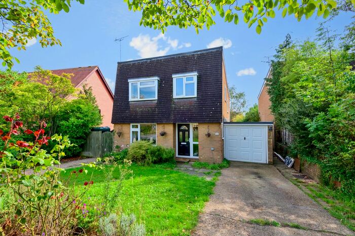 4 Bedroom Detached House For Sale In Carters Way, Wisborough, West Sussex, RH14