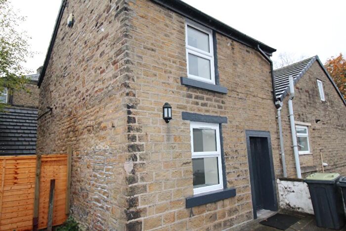 2 Bedroom Terraced House To Rent In Victoria Street, Glossop, Derbyshire, SK13