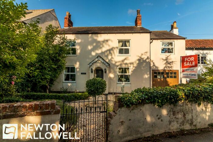 5 Bedroom Character Property For Sale In Main Street, Rampton, DN22