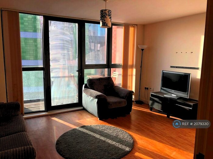 2 Bedroom Flat To Rent In Bury Street, Manchester, M3