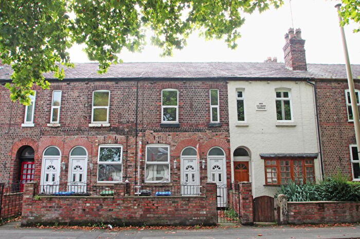 1 Bedroom Apartment To Rent In Moorside Road, Urmston, Manchester, M41