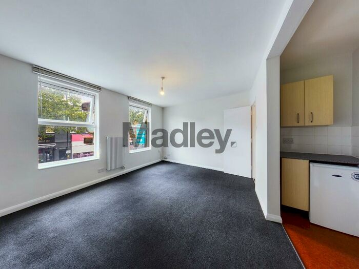 1 Bedroom Flat To Rent In Lower Road, London, SE16