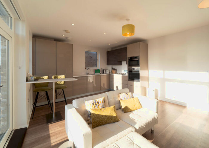 2 Bedroom Flat To Rent In Artemis House, Barnet, EN5