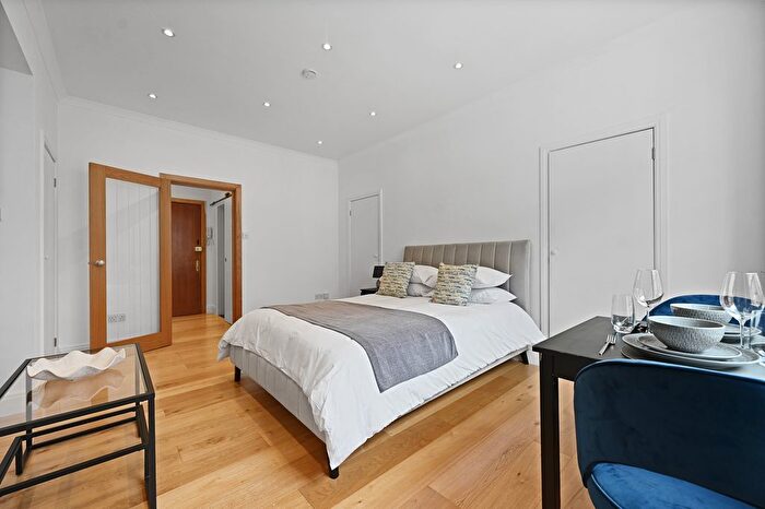 Studio For Sale In Hallam Street, London, W1W
