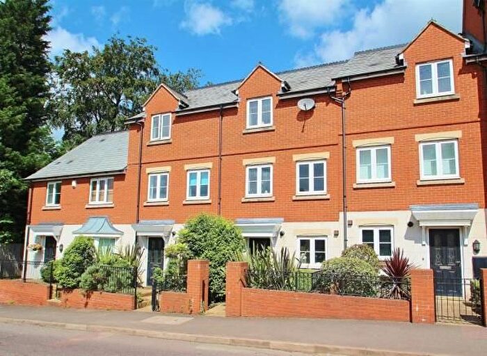 3 Bedroom Property To Rent In Hallfields Lane, Leicester, LE7