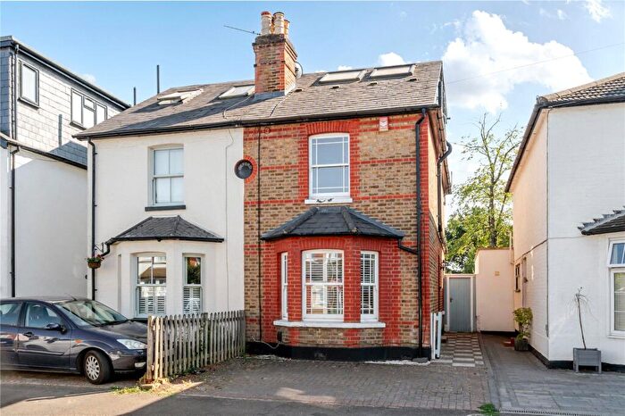 3 Bedroom Semi Detached House For Sale In Albany Road, Hersham, KT12