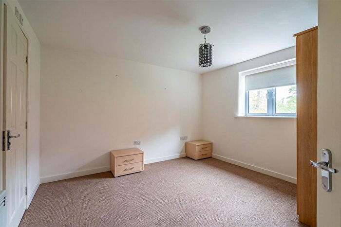 2 Bedroom Flat To Rent In Drummond House, College Mews, York, YO31