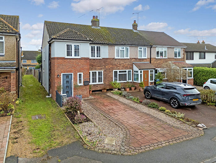 3 Bedroom End Of Terrace House For Sale In Park Lane, Ramsden Heath, CM11