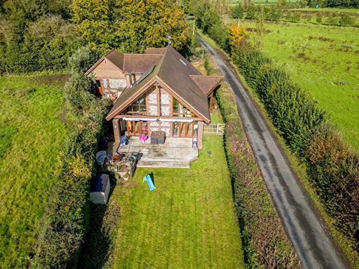 3 Bedroom Barn Conversion For Sale In Heath Green, Medstead, GU34