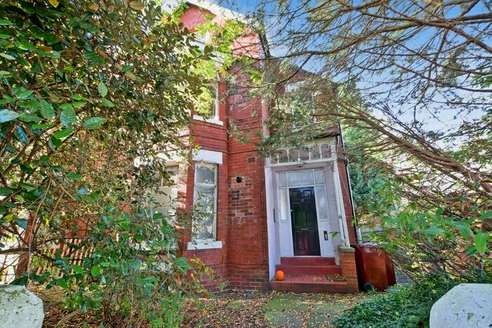 1 Bedroom Flat To Rent In Ellesmere Road, Manchester, Greater Manchester, M21