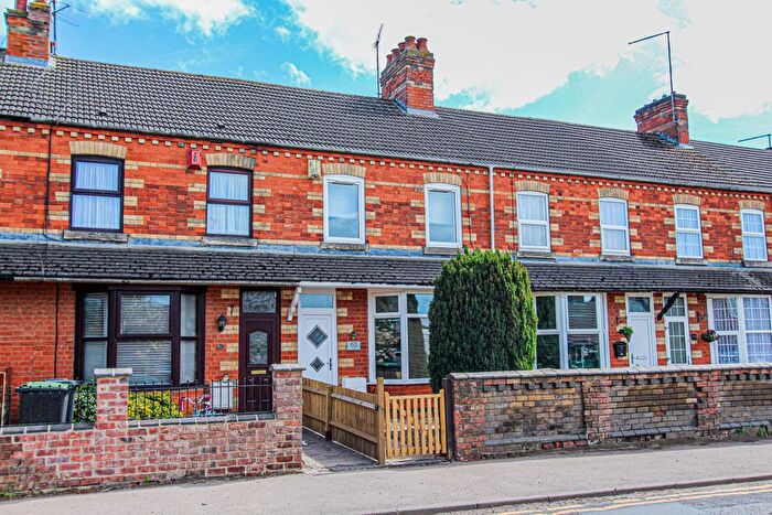 3 Bedroom Terraced House For Sale In Wellingborough Road, Finedon, NN9