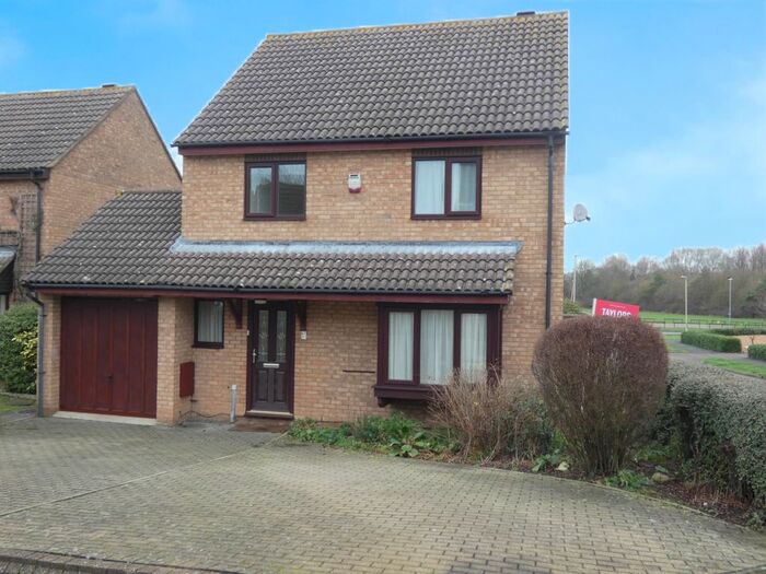 4 Bedroom Detached House To Rent In Butler Way, Kempston, Bedford MK42