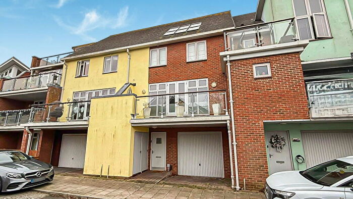 4 Bedroom Town House For Sale In Henrietta Chase, St. Marys Island, Chatham, ME4